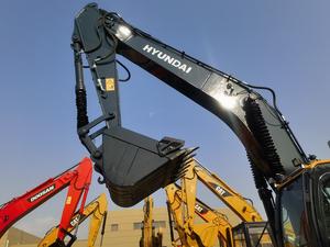 Excavatrice Hyundai 305LC-9T d'occasion de haute qualité et en excellent état de fonctionnement dans la cour de Shanghai - Product Image 6