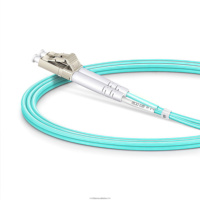 Bon prix cordon de raccordement à fibre optique multimode haute Performance LC/UPC SC/UPC Duplex 2 fibres veste 3.0mm pour centres de données