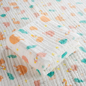 Vente en gros de gaze de coton mousseline à 6 couches housse de couette pour bébé autre couverture serviette à cracher pour bébé nouveau-né couverture imprimée de dessin animé - Product Image 5