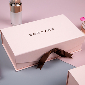 Custom Logo Luxury Large Makeup Present Bride Wedding Favors Bridesmaid Paper Cosmetic Set Unique Gift Boxes For Women
