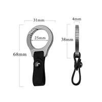 TGZUO Accessoires de voiture délicats, pendentif porte-clés rotatif en titane avec mini connecteur de clé, style tendance pour les sports de plein air