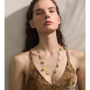 JINYOU 985 nuevo encanto de acero inoxidable forma de pez colgante collar cristal resina pequeña flor cerámica estrella accesorio collar - Product Image 4