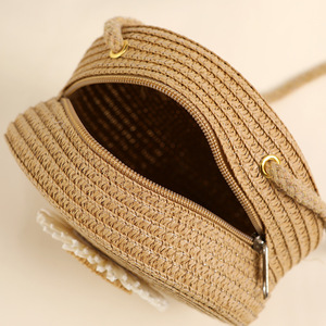 <span class=keywords><strong>Sac</strong></span> à bandoulière rond en paille tressée avec fermeture éclair, motif floral, idéal pour la plage et les vacances, pour fille - Vente en gros - Product Image 6