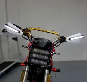 Piezas de motocicleta Sistemas de carrocería guardamanos protección de manillar protector de mano de luz LED anticaída para APRILIA PEGASO 650 SXV