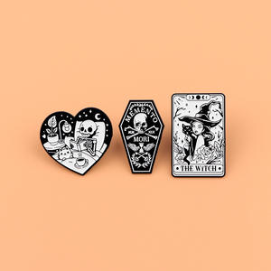 Sming Pins <span class=keywords><strong>bruja</strong></span> esmalte Pin esqueleto gato videojuego solapa insignia aleación Mori broche personalizado ropa mochila Accesorios - Product Image 3