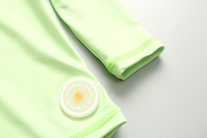 Traje de Baño de Manga Larga para Niñas, Diseño Deportivo Dividido con Protección Solar, Conjunto de Traje de Baño para <span class=keywords><strong>Adolescentes</strong></span> de 3 Piezas - Product Image 2