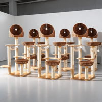 Arbre à chat de luxe classique 127 cm en bois d'hévéa, tour moderne en osier pour chat, capsule spatiale, perchoir à capot en rotin, griffoir en sisal pour grimper