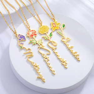 Collier personnalisé avec plaque nominative et fleur de naissance, finition goutte d'huile, fabrication sur mesure R.GEM. Chaîne à maillons tendance avec pendentif floral délicat en écriture cursive pour femmes - Product Image 2