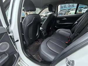 BMW Série 1 <span class=keywords><strong>2022</strong></span> 120i M Sport Edition 1.5T 140 ch Automatique d'occasion en bon état avec 37 800 km Peinture d'origine Fabriquée en Chine - Product Image 6