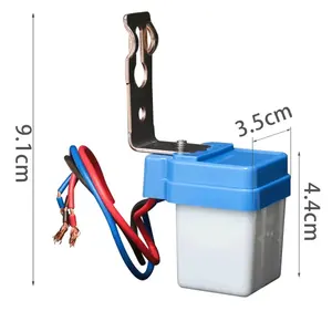 Sensore di controllo della luce, blu, con rilevamento della luminosità e regolazione automatica; ideale per la regolazione dell'illuminazione e il risparmio energetico - Product Image 1