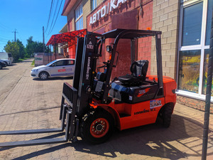 Montacargas Diésel Lonking CE Logistics Machinery <span class=keywords><strong>FD25T</strong></span> de 2.5 Toneladas y 3000 mm para Almacén, con Horquillas de 1070 mm de Longitud y Neumáticos Sólidos - Product Image 2