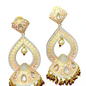 Boucles d'oreilles Meena Kundan non coupées de superbe qualité avec pierres d'usure traditionnelles Look for Party Wedding Wear Collection pour femmes - Product Image 2