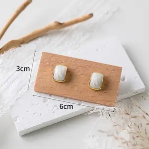 Cartes d'affichage de boucles d'oreilles en bois 2 trous porte-bijoux support de boucle d'oreille Portable pour la vente au détail affichage de bijoux de petite entreprise