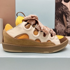 2026 Designer Casual Shoes for Men Women Retro Style Breathable Wool Upper with Mesh Lining Fashion Trend for Spring Season - Product Image 1