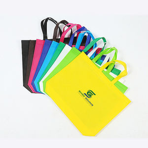 Non Woven Tote Printable Logo Nonwoven Clothing Shopping <strong>Bag</strong> High Quality Reusable Christmas <strong>Gift</strong> <strong>Bag</strong> - Product Image 3
