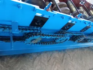 Pédale panneau de marche planche d'acier échafaudage panneau rouleau formant la Machine automatique de type C poinçonnage et trou de bridage Machine