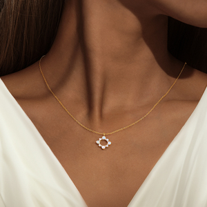 Collar Elegante con Colgante de Ópalo Luna 925, Zirconia Irregular de Alta Calidad - Product Image 4