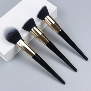 Juego de brochas de maquillaje de pelo sintético con forma plana para maquillaje, suministro transfronterizo desde Dongguan - Product Image 4