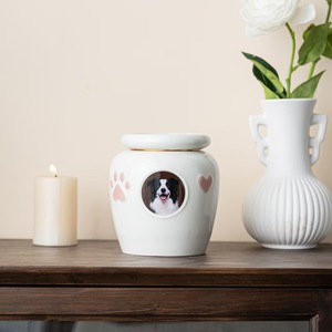 Guci Keramik Foto Kustom Buatan Tangan Ramah Lingkungan untuk Hewan Peliharaan Kecil Anjing Hewan Kesayangan Wadah Kremasi Elegan Kenang-kenangan Peringatan - Product Image 5