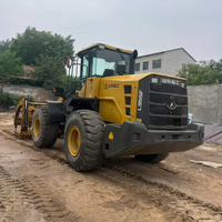 Schwerlast-Radlader SDLG 958F mit 5 Tonnen Tragkraft, starkem Hydrauliksystem und großem Schaufelvolumen für Bergbau-, Steinbruch- und Bauarbeiten.