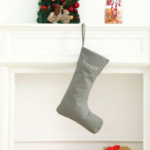 Chaussettes de Noël personnalisées à broderie feuille, neutres, couleur unie, pour décoration de fêtes - Product Image 6