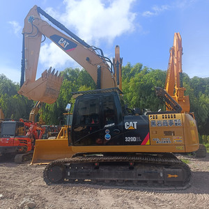 รถขุด CAT 320D2L ขนาด 20 ตัน พร้อมบุ้งกี๋ขุดขนาด 1 ลูกบาศก์เมตร รถขุดตีนตะขาบ cat320d2L มือสอง - Product Image 2