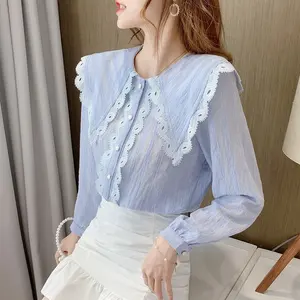 Blusa de encaje estilo Kawaii con manga corta para otoño, camisa blanca con cuello Peter Pan para mujer, estilo coreano de Lolita Preppy con botones, 2022