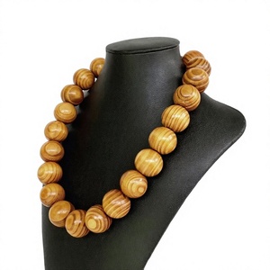Collar de Cuentas de Madera Hecho a Mano, Moderno, Unisex, Joyería Religiosa Budista, Diseño Grueso con Forma de Bola, Accesorio de Moda - Product Image 5
