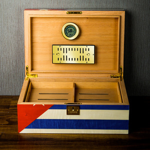 Boîte à cigares édition limitée spéciale avec drapeau <span class=keywords><strong>Cuba</strong></span> sur humidificateur à cigares à Double couche