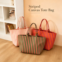 Sac fourre-tout personnalisé à rayures et blocs de couleur pour femmes, grande capacité, léger, sac à main à bandoulière, plage, voyage, shopping et trajets quotidiens