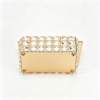 Europäische Luxus-Kristall-Taschentuchbox mit Goldmetallrahmen und Strass-Design, Wiederverwendbarer Serviettenhalter und Papierspender für Zuhause und Restaurant