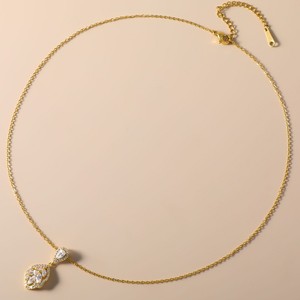 Ensemble de boucles d'oreilles et collier en perles brillantes, en alliage de cuivre plaqué or, en forme de goutte d'eau, bijoux de fête, mode de luxe pour femmes - Product Image 4