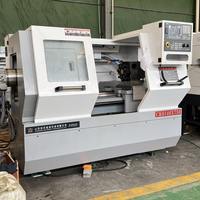 Machine de tournage CNC pour l'usinage industriel d'arborres, de manchons à bride et de disques