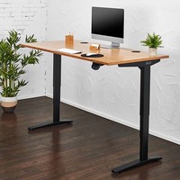 Bureau debout électrique ergonomique moderne extensible en bois convertible avec panneau mural, design noir/blanc, cadre noir/blanc, garantie 5 ans pour le bureau