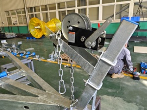 <span class=keywords><strong>Remorque</strong></span> de <span class=keywords><strong>bateau</strong></span> galvanisée à chaud à un essieu de 6.5 mètres à très haut rapport qualité-prix Hyroad avec charge utile de <span class=keywords><strong>1000kg</strong></span> - Product Image 2