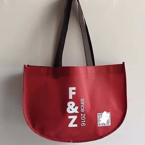 Ventes directes de vêtements publicité non-tissé sac fourre-tout conception de sac à provisions accepter plein cadeau personnalisé sac en gros du Vietnam - Product Image 6