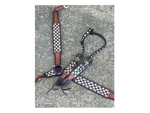 Bride en cuir usiné à la main de qualité supérieure et collier de poitrine disponibles à la vente depuis l'Inde - Product Image 2