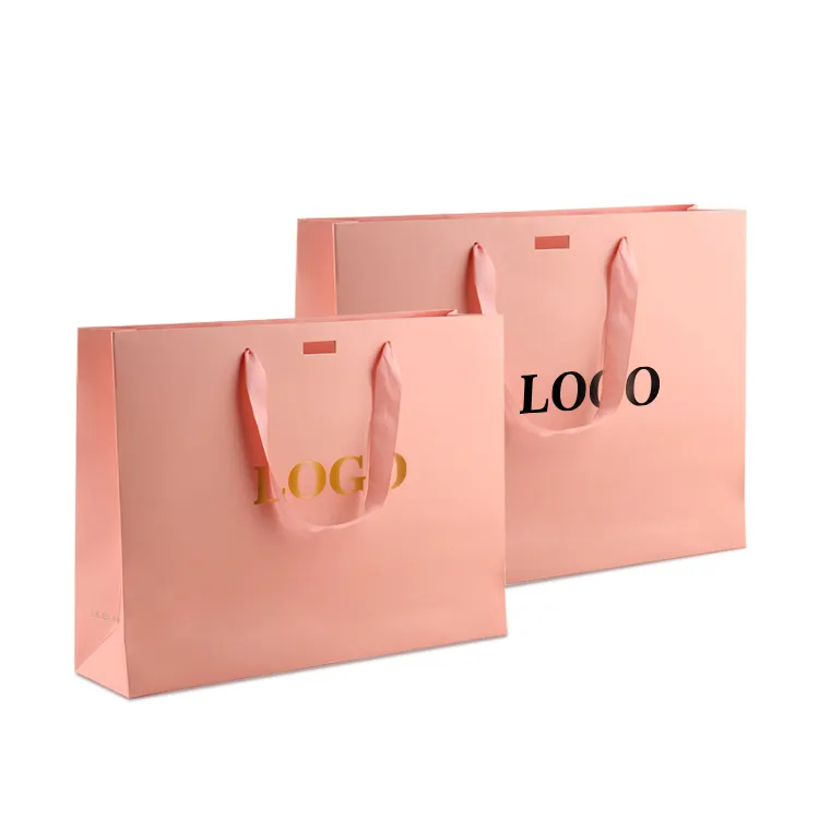 Роскошный брендовый подарочный бумажный пакет с логотипом под заказ для одежды розовая матовая Одежда бутик упаковочные сумки с ленточными ручками