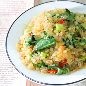 บริษัทจำหน่ายอาหารจานด่วนสะดวกสบาย ข้าวคอนยัคแบบเป็นถุง ขนาด 270 กรัม ข้าวจีนขาว คอนยัค ข้าวคอนยัคแบบเปียก - Product Image 1