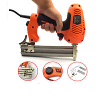 Pistolet à clous électrique D.S.C F30/422J en promotion, agrafeuse de bricolage avec capacité de 100 clous et garantie de 6 mois pour le travail du bois