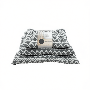 Cama para Perro Yommy YM8632C, Alfombra de Felpa para Mascotas con Base Impermeable Antideslizante, Tamaños S, M, L - Product Image 2