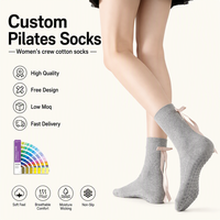 Chaussettes de yoga et de pilates pour femmes, personnalisées avec logo, en coton respirant, antidérapantes, avec nœud en ruban, pour le printemps