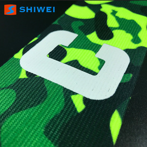 Brassard de capitaine de football Shiwei, camouflage vert bleu orange, respirant, adhésif, unisexe, adulte, pour sports de plein air - Product Image 2