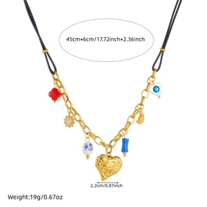 Fashionable Retro Gold Plated Heart Pendant Necklace Stainless Steel Chain Daily Wear - Product Image 4