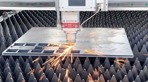 Machine de découpe laser à fibre Raycus intégrée 3000W pour tubes, tuyaux et plaques, acier, aluminium, avec table d'échange automatique - Product Image 4