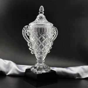 Vente en gros Trophée <span class=keywords><strong>de</strong></span> cristal Boucliers <span class=keywords><strong>de</strong></span> verre/Trophées et médailles <span class=keywords><strong>de</strong></span> cristal/Trophée <span class=keywords><strong>de</strong></span> la <span class=keywords><strong>coupe</strong></span> <span class=keywords><strong>de</strong></span> cristal k9 - Product Image 2