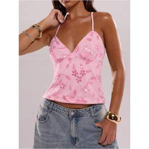 เสื้อสายเดี่ยวปักเลื่อมสำหรับผู้หญิง คอวี สายสปาเก็ตตี้ เปิดหลัง เหมาะสำหรับใส่ไปเที่ยวคลับหรืองานปาร์ตี้ - Product Image 3