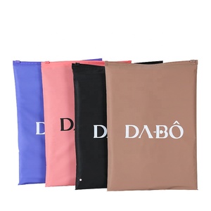 Sacs en plastique EVA écologiques refermables avec fermeture éclair pour vêtements, sacs CPE personnalisés avec fermeture éclair, sacs à fermeture éclair givrés, faible MOQ - Product Image 5