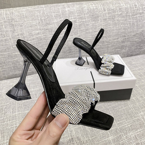 Fabricant chinois – Nouveaux mules babouches à talon chaton pour femme 2025 – Chaussures à talons pour dames - Product Image 1