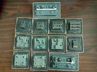 Abuk UK Afrique du Sud Standard 1 Gang 2 Way Panneau brossé or Multi House Universal Outlet Interrupteurs électriques Plug And Socket